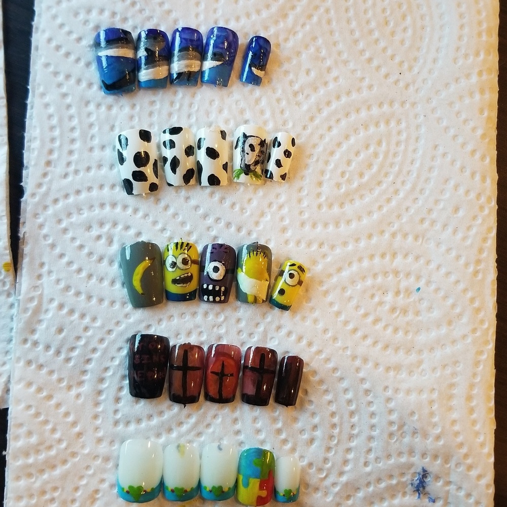 Glue on nails